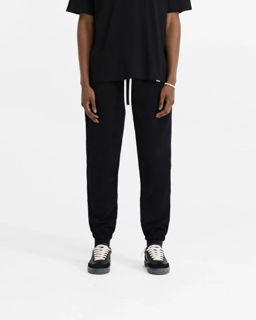 INITIAL CUFFED BLACK SWEATPANT